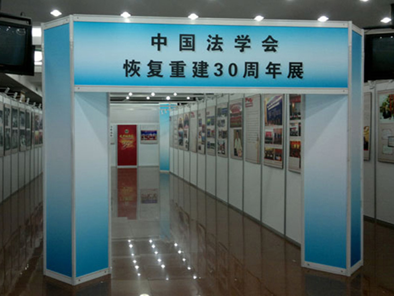 八棱柱掛畫(huà)展板